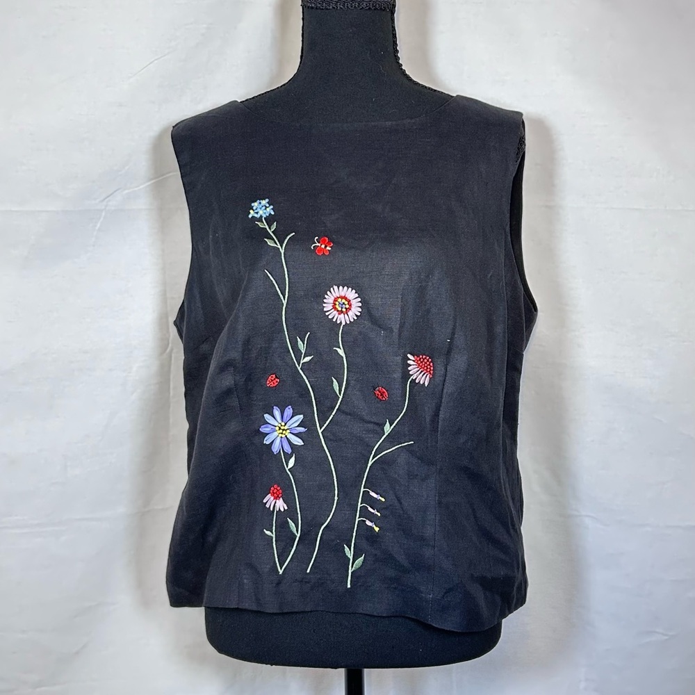 Dress Barn Black Sleeveless Tank with Embroidered Wildflowers